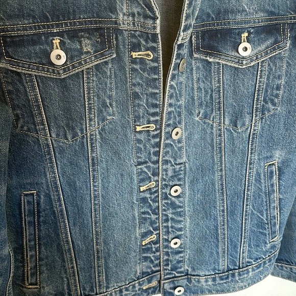 Anthropologie women’s jean jacket. Like new! - Picture 5 of 9